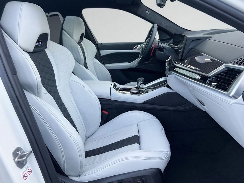 BMW X6 M Competition 460 kW - fotka 3 z 4