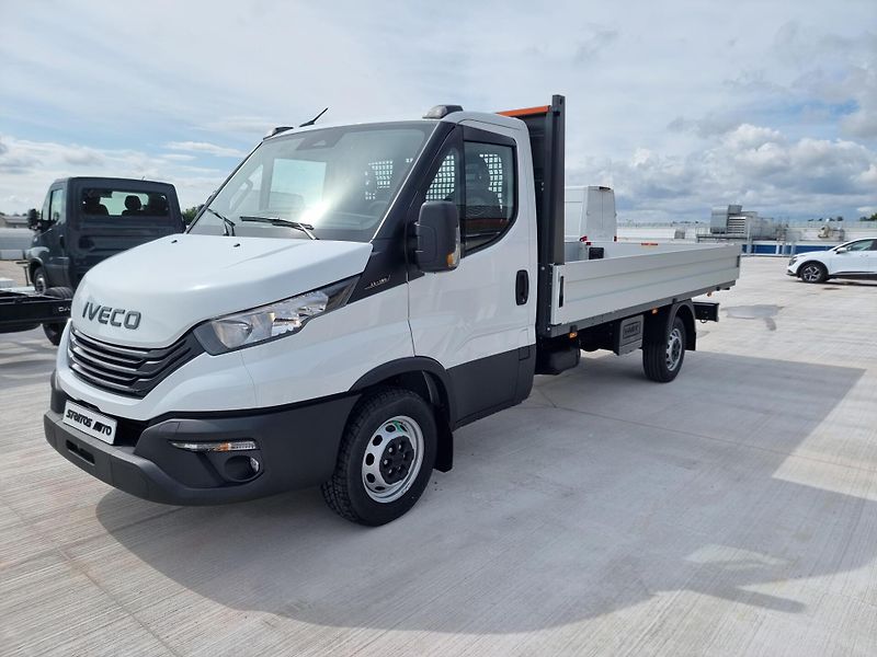 Iveco Daily (2026) 35S16/2,3L/automat/ - fotka 1 z 15