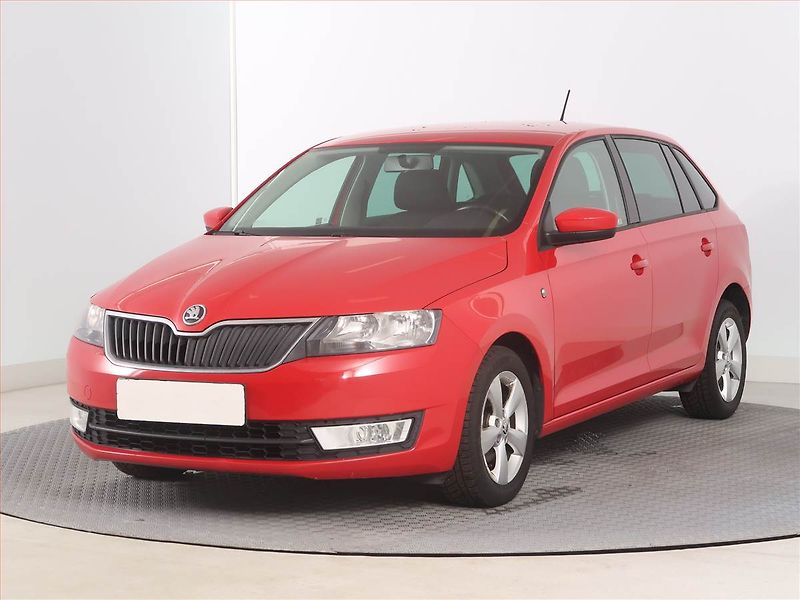Škoda Rapid (2014) Spaceback 1.2 TSI - fotka 2 z 16