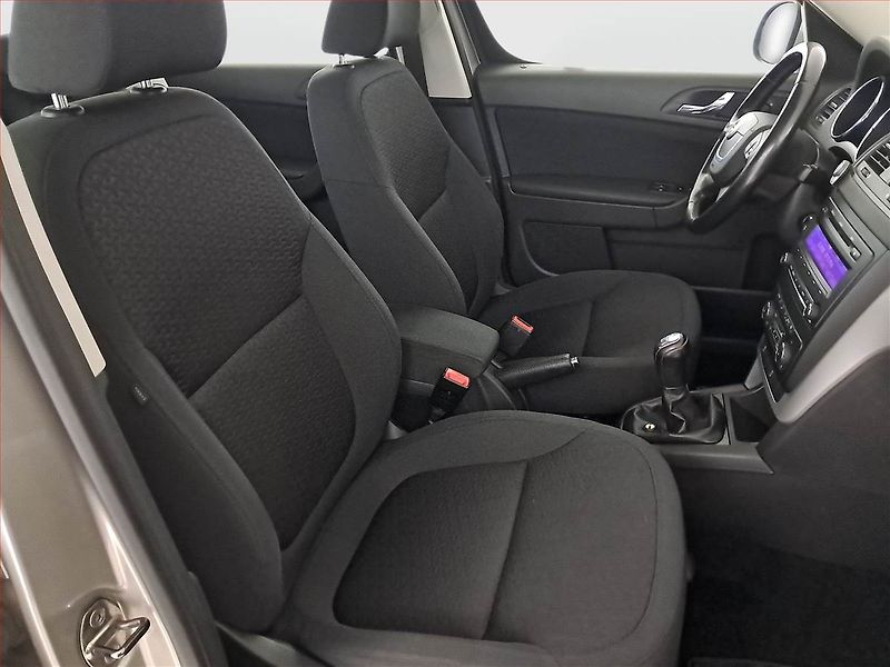 Škoda Yeti (2010) Ambition 2.0 TDI, ČR,1.maj - fotka 9 z 16