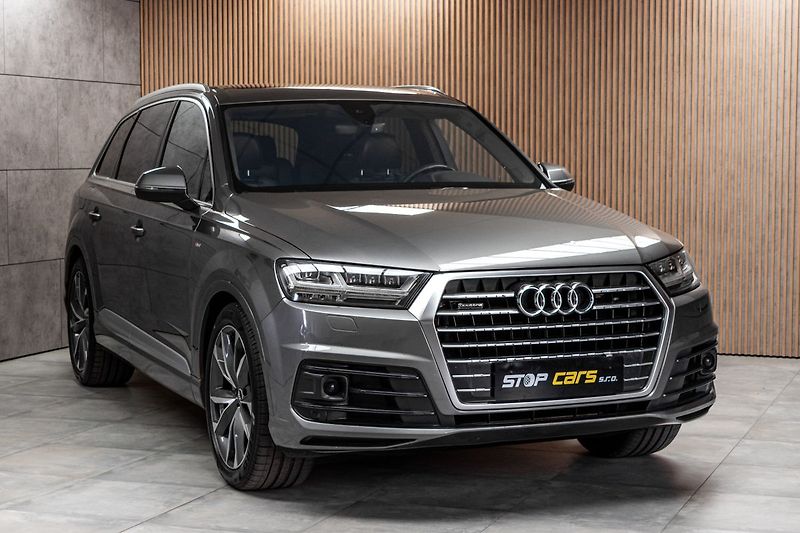 Audi Q7 3.0TDI REZERVACE - fotka 3 z 51