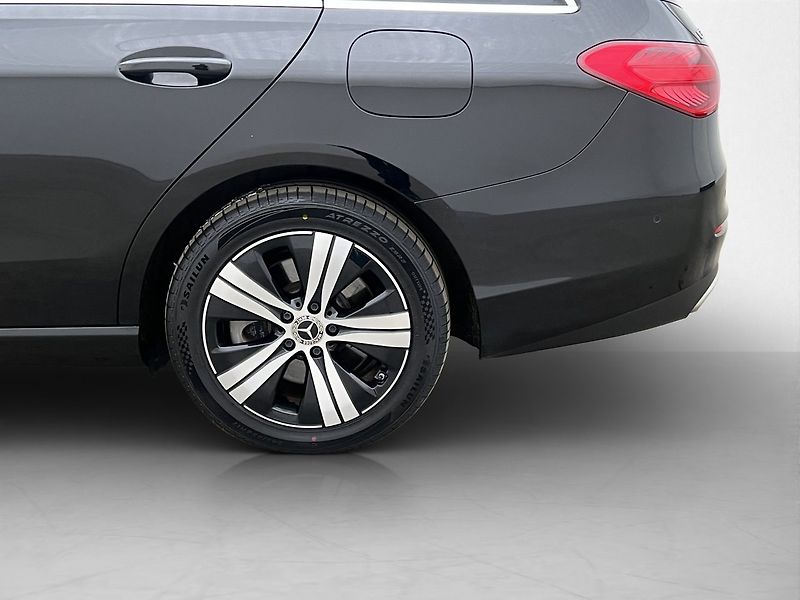Mercedes-Benz Třídy C 300e Avantgarde Kamera Tažné - fotka 30 z 32