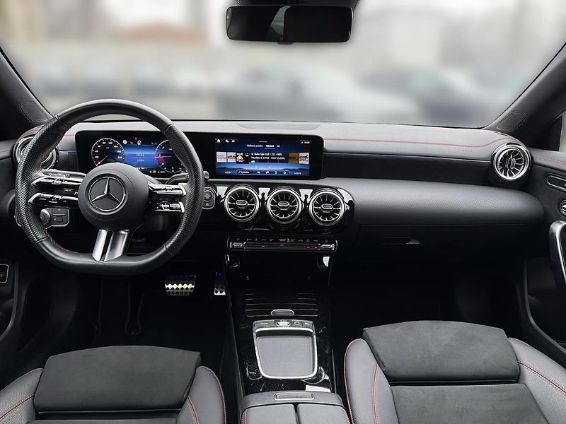 Mercedes-Benz CLA 200d  SB AMG Premium - fotka 11 z 18