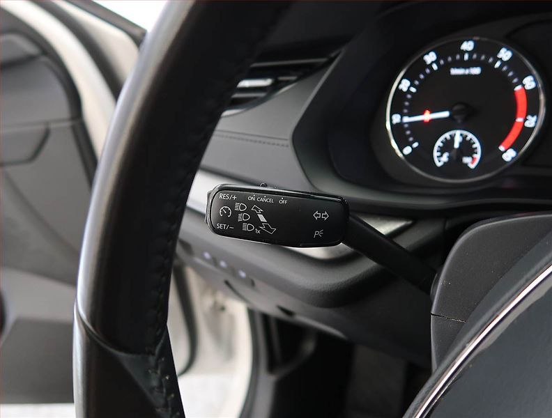 Škoda Octavia (2022) Style 1.0 TSI, Serv.kniha - fotka 23 z 26