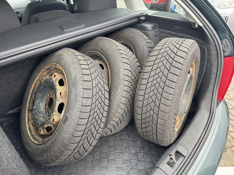 Škoda Fabia 1,2HTP KOMBI, ČR - fotka 15 z 15