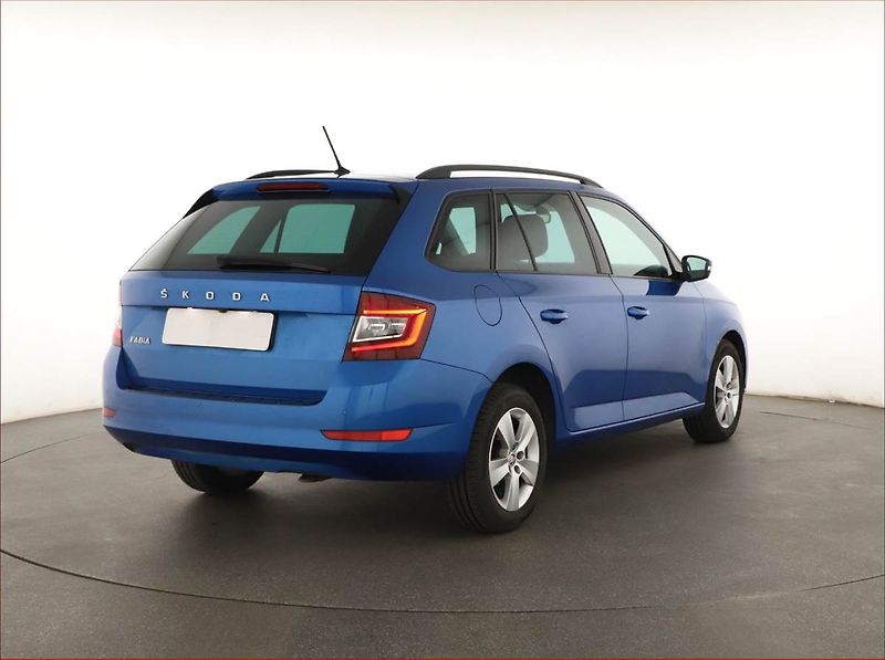 Škoda Fabia (2013) 1.2 TSI - fotka 5 z 14
