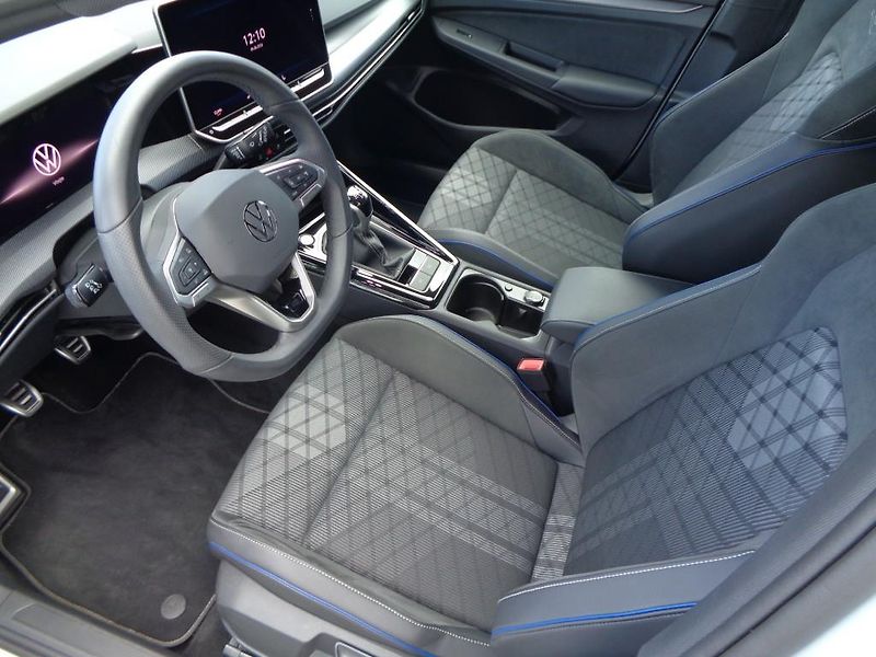Volkswagen Golf 1.5 TSI R-LINE  110 kW - fotka 10 z 30