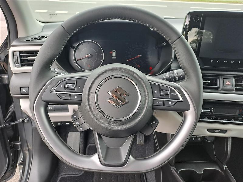 Suzuki Swift (2026) 1,2 ELEGANCE HYBRID - fotka 10 z 22