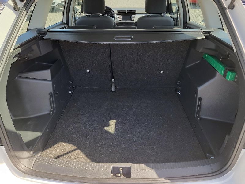 Škoda Fabia 1.0 TSI 70kW Combi TOUR *ČR - fotka 36 z 43