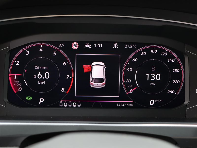 Volkswagen Tiguan Allspace 2,0 TSI 4x4 DSG R-Line 7-Míst - fotka 22 z 44