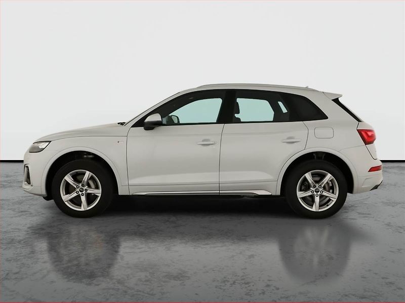 Audi Q5 (2024) 50 TFSI e - fotka 3 z 27
