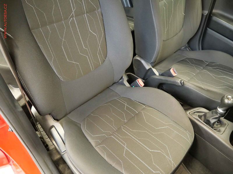 Kia Picanto (2016) 1.0i, ČR, AC - fotka 10 z 17