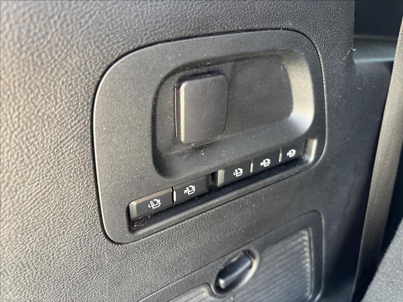 Ford S-MAX 2,0 EcoBlue Titanium AWD AUT - fotka 14 z 51