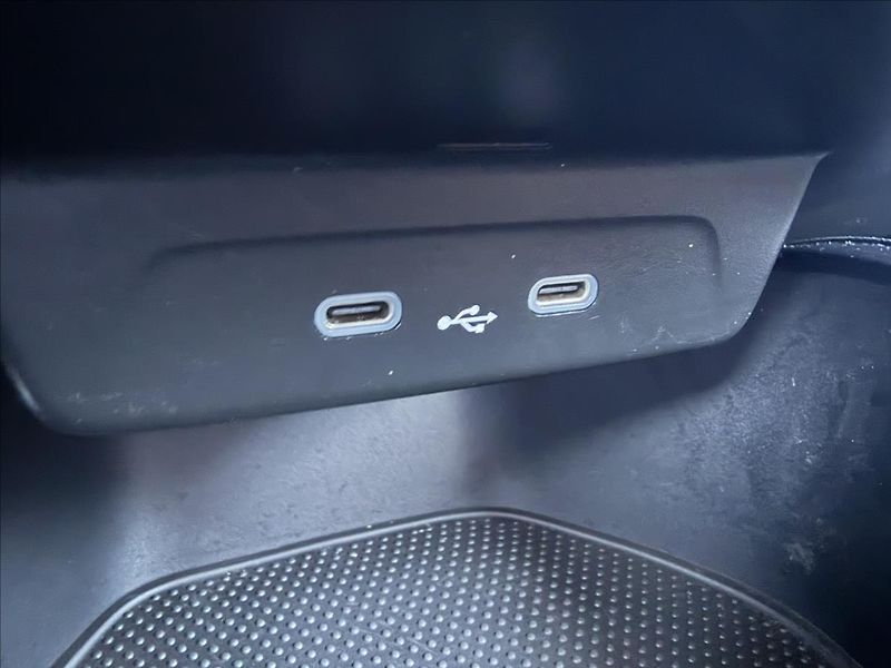 Škoda Fabia 1,0 TSi DPH 60t km  Matrix LED - fotka 24 z 50