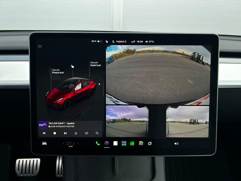 Tesla Model Y Performance 393kW FSD DPH TZ - fotka 17 z 26