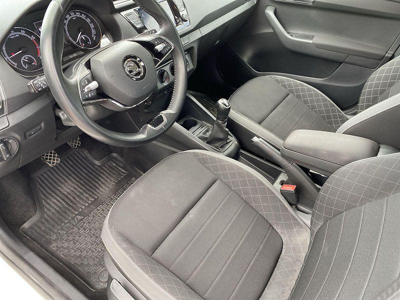Škoda Fabia (2022) Combi 1.0 TSI Ambition TOP - fotka 6 z 28