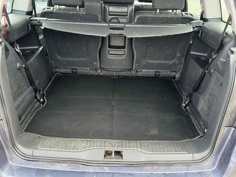 Opel Zafira (2009) 1.6i, AC, tažné - fotka 7 z 18