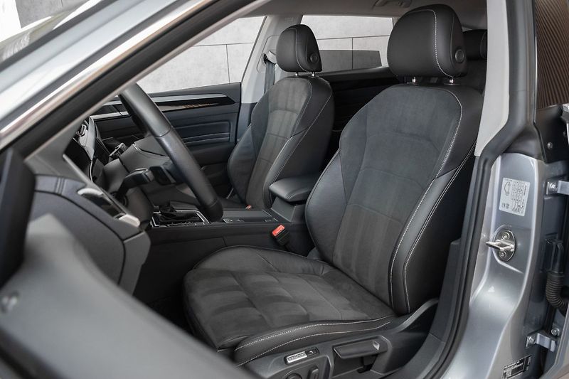 Volkswagen Arteon Shooting Brake 2.0 TDI ELEGANCE*ACC*DPH*ČR 1M - fotka 10 z 43
