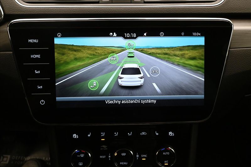 Škoda Superb 2,0 TDI 110 kW Style Záruka až - fotka 19 z 33