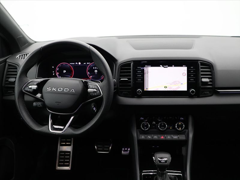 Škoda Karoq 2,0 TDI Sportline 4x4 DSG 1.ma - fotka 26 z 34