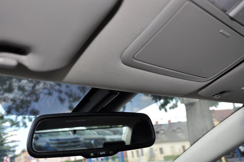 Toyota Avensis 1.8 Valvematic A/T Kůže - fotka 14 z 14