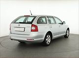 Škoda Octavia (2012) Ambition 1.6 TDI, Tempomat - náhled 4