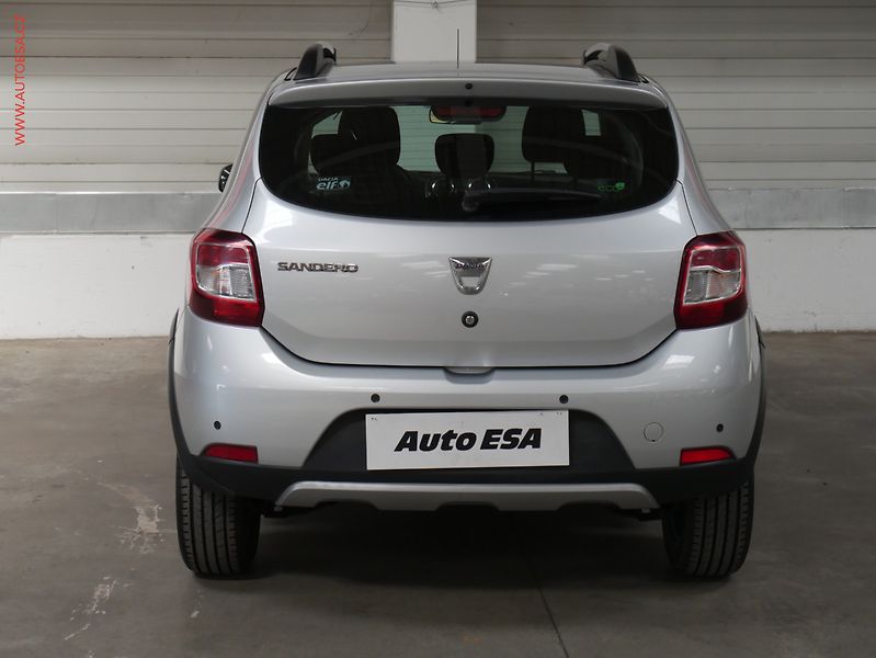 Dacia Sandero (2013) 1.5dCi, AC, tempo - fotka 5 z 21