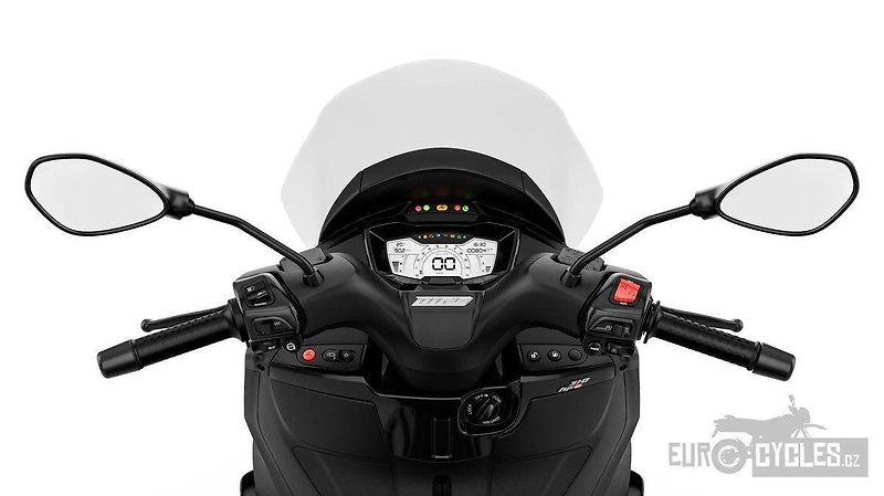 Piaggio (2026) MP3 310 Sport E5+ AKCE - fotka 8 z 19