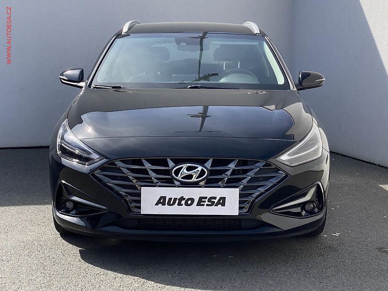 Hyundai i30 (2020) 1.5 T-GDi, 1.maj,ČR, Smart - fotka 2 z 22