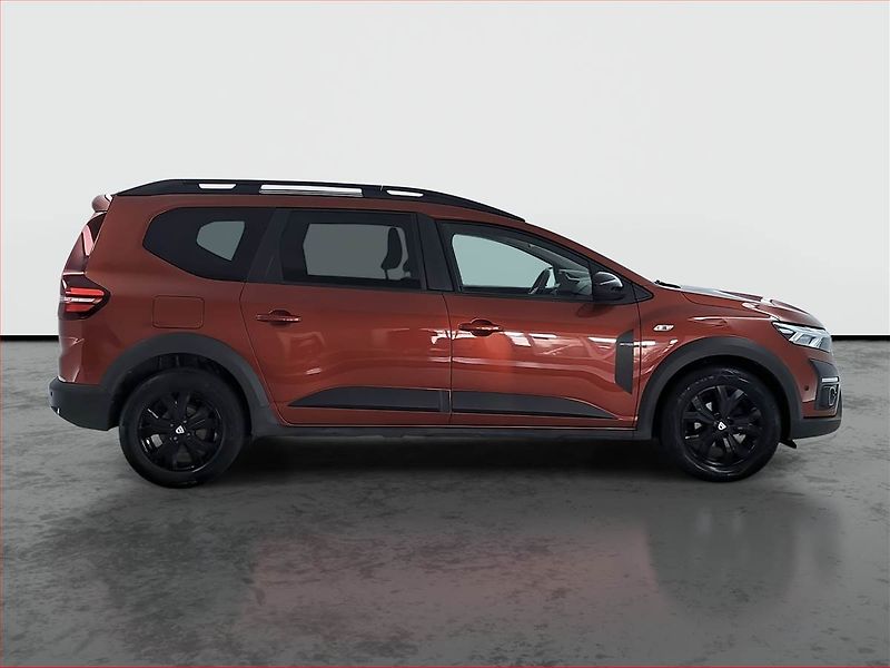Dacia Jogger (2022) Extreme 1.0 TCe, ČR,1.maj - fotka 6 z 19