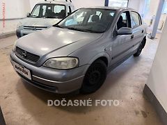 Opel Astra (2004) 1.4i, 2.maj,ČR - fotografie inzerátu