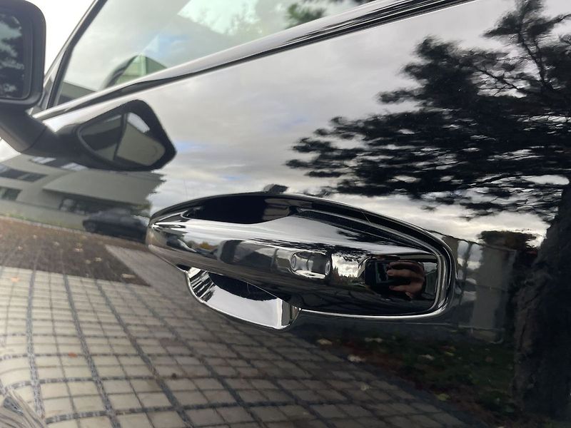 Volvo C40 Recharge Twin motor 82kWh - fotka 6 z 38