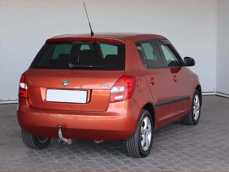 Škoda Fabia (2008) 1.2 12V - fotka 5 z 18