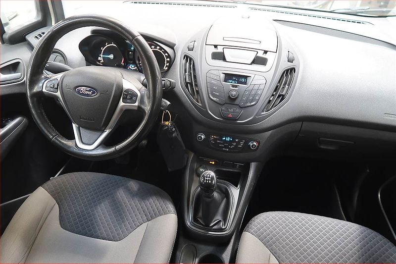 Ford Tourneo Courier (2018) Trend 1.0 EcoBoost, 5Míst, ČR - fotka 7 z 16