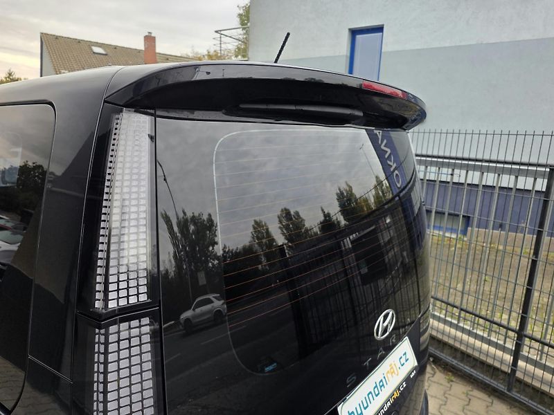Hyundai Staria 2.2-AUTOMAT-KŮŽE-9MÍST - fotka 13 z 36