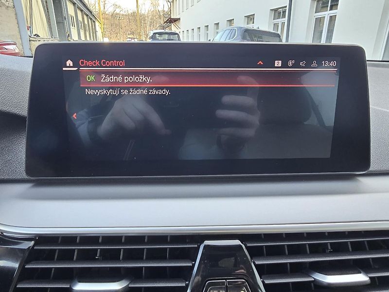BMW Řada 5 110kW LED+NAVI+KŮŽE - DPH - fotka 49 z 58