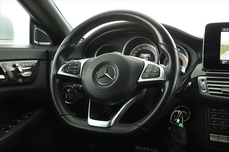 Mercedes-Benz CLS (2016) 350 d 4MATIC, 4X4, Automat - fotka 8 z 19