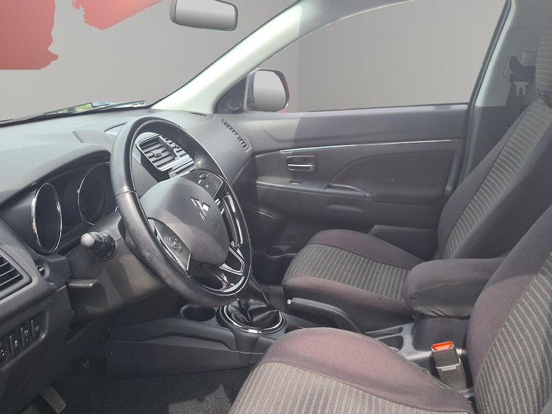 Mitsubishi ASX (2016) 1,6 86kW - fotka 8 z 24