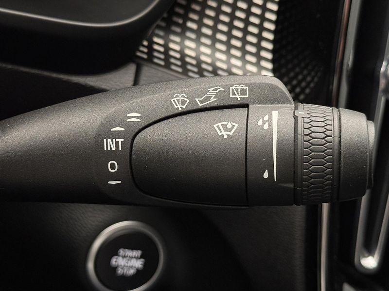 Volvo XC40 B4 AWD INSCRIPTION AUT  - fotka 34 z 51