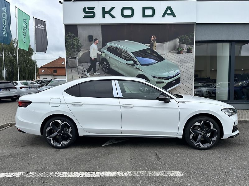 Škoda Superb (2026) 2,0 TDI 110 kW  Sportline - fotka 3 z 7