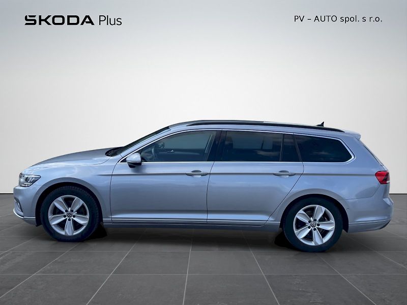 Volkswagen Passat (2021) 1.5 TSI 110 kW DSG Business - fotka 3 z 34