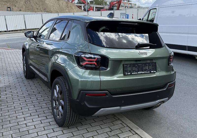 Jeep Avenger (2026) Altitude e-Hybrid 1.2 Turbo - fotka 4 z 8