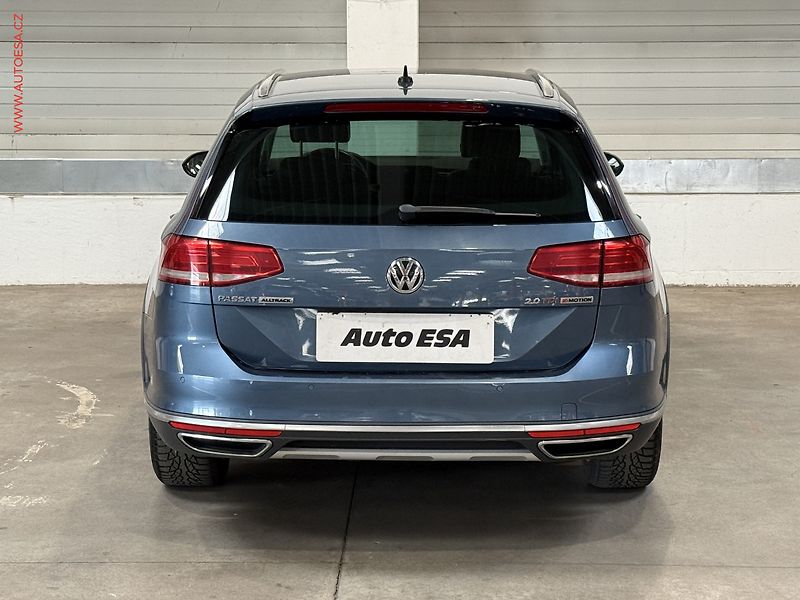 Volkswagen Passat (2016) 2.0TDi 4x4, ČR, Alltrack - fotka 5 z 26