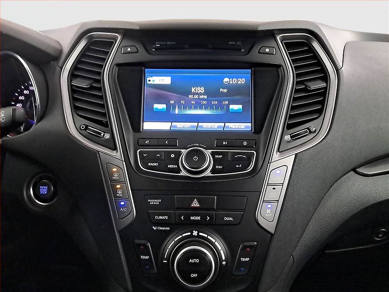Hyundai Santa Fe (2015) 2.2 CRDi, 4X4, Automat - fotka 12 z 26