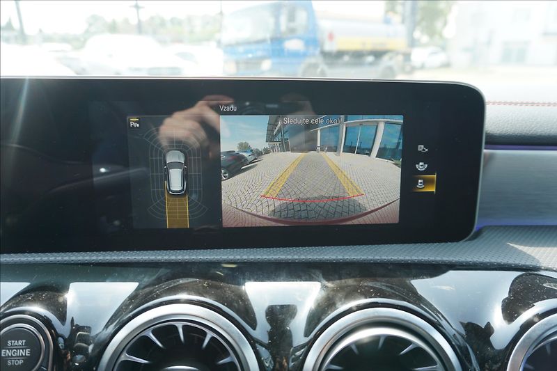 Mercedes-Benz CLA 2,0 200 d SB, 2.maj ČR - fotka 13 z 16