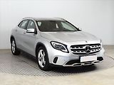 Mercedes-Benz GLA (2018) 200 d 4MATIC, 4X4 - náhled 1
