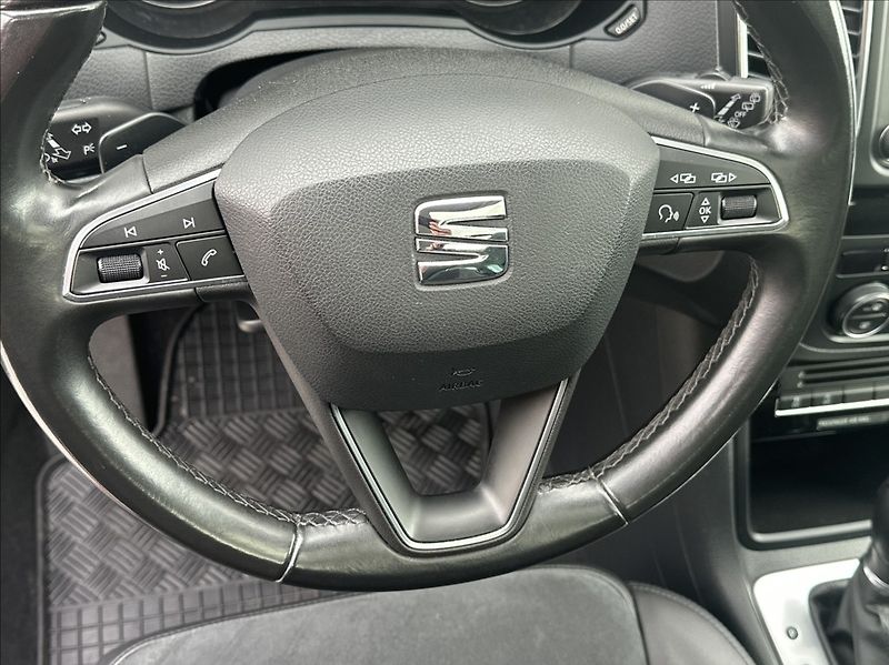 Seat Alhambra 2,0 TSI 220PS  Style-7 DSG - fotka 32 z 54