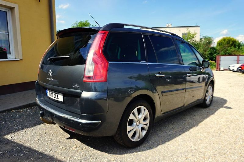 Citroën C4 Picasso (2012) EXCLUSIVE 2,0 HDI 120 kW - fotka 4 z 38