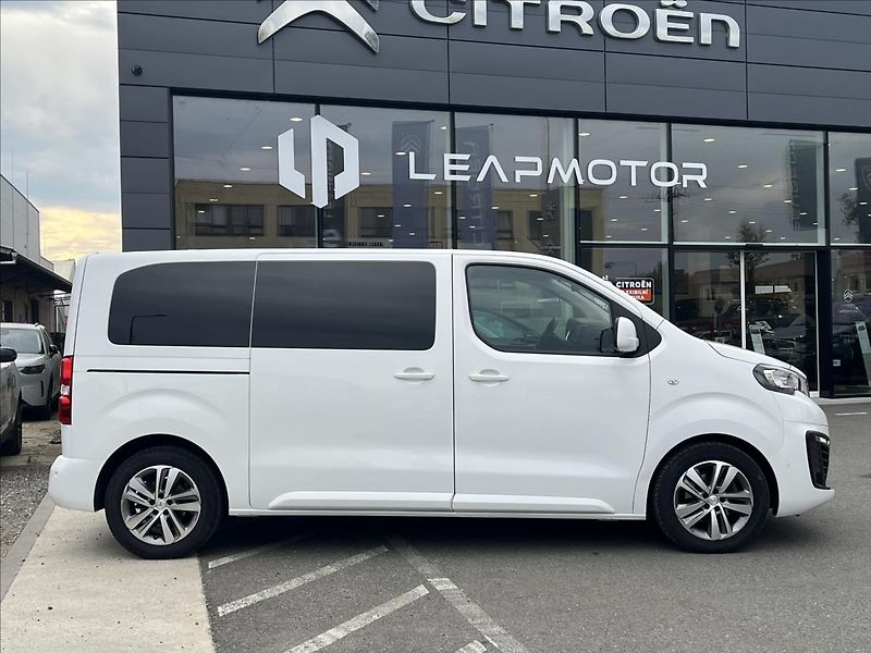 Peugeot Traveller 2,0 BlueHDI  Active - fotka 4 z 27
