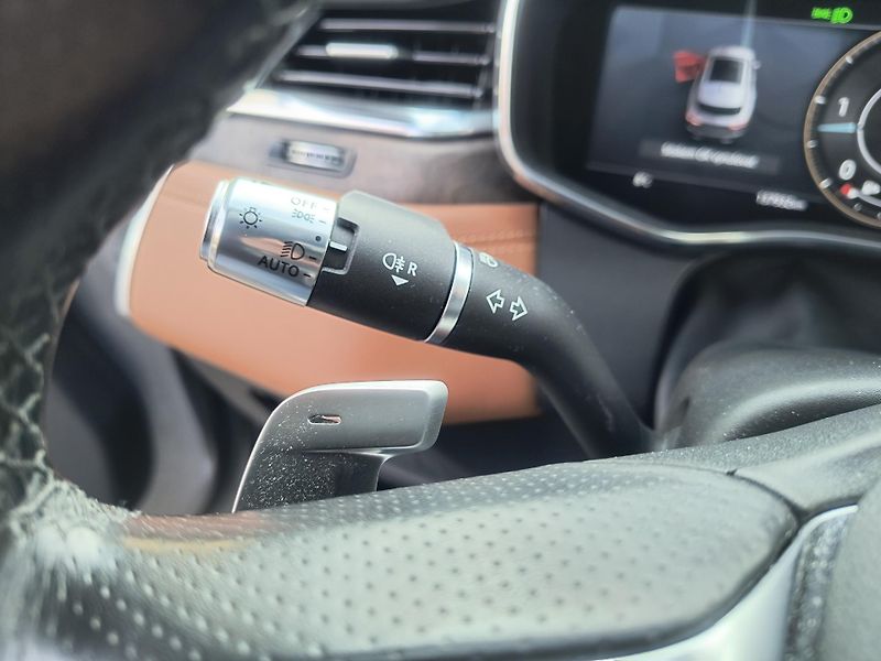 Jaguar F-Pace (2021) D300 AWD R -DINAMIC SE AUTOMAT - fotka 52 z 68